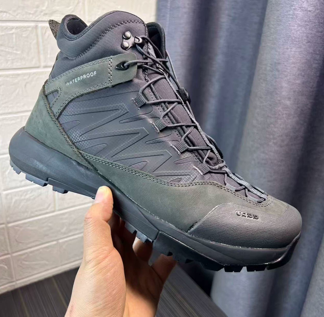 High Top Hiking Leather Shoes  - Streetwear Brand For Men recension och pris