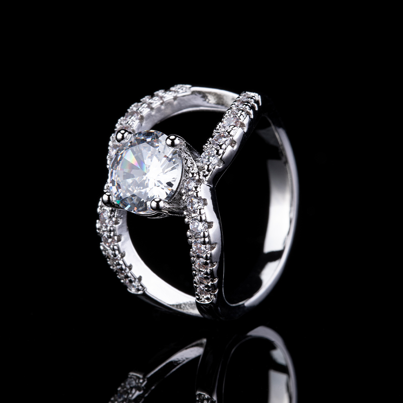 925 Sterling Silver Shiny Zirc - Streetwear Brand Jewelry recension och pris