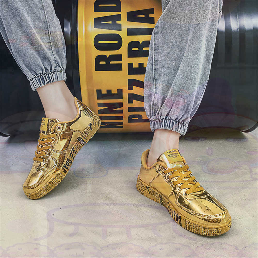 Round Foot Size 45 Sneakers Wh - Streetwear Brands In Uk recension och pris